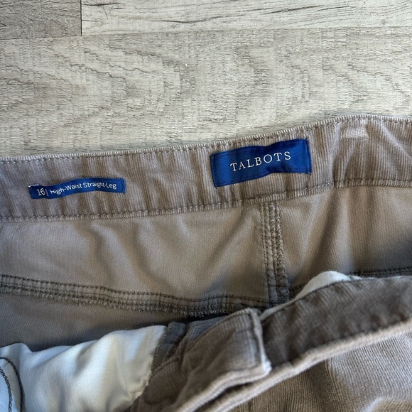 TALBOTS STRETCH CORDUROY STRAIGHT LEG PANTS Size 16 - Picture 3 of 8